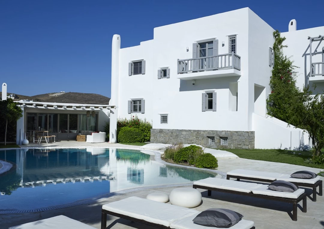 Syros Luxury Villa