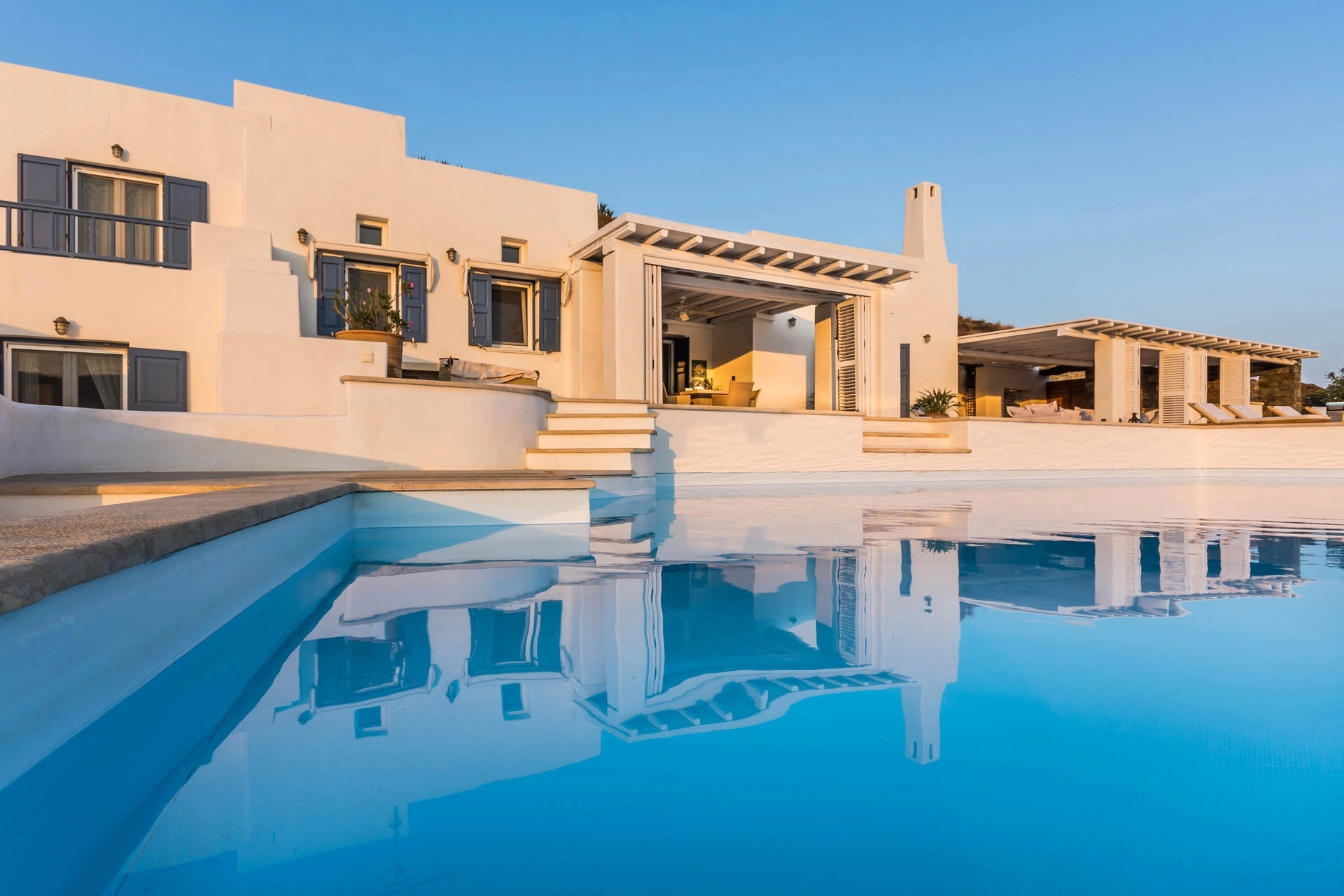 Infinite Blue Grand Villa