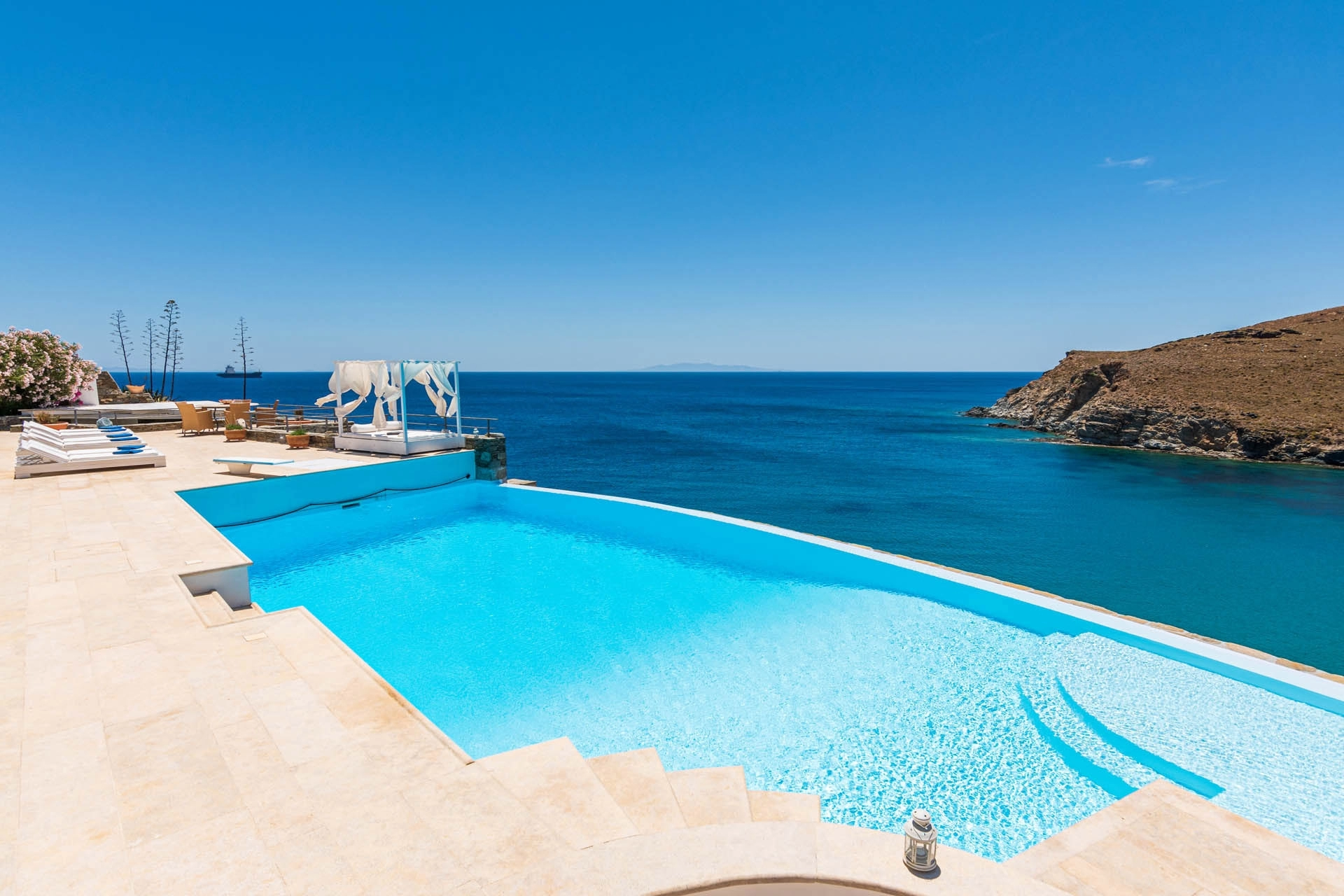 Infinite Blue Grand Villa