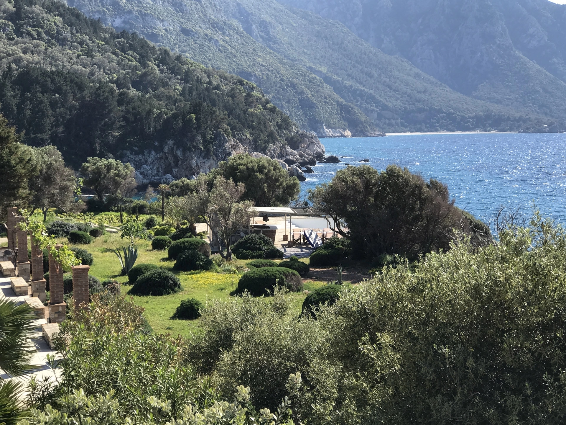 Samos Estate & Villas