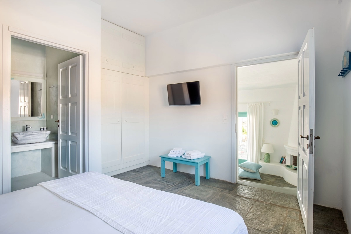 Manganari Beach Suites II